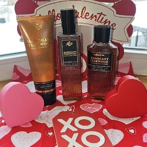 Mahogany Teakwood Bath & Body Set